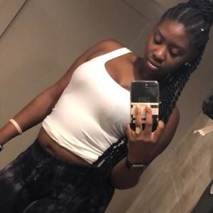 Meet your Posher, Jade